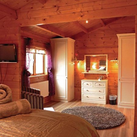 Mill Meadow Lodges Llanbister Dış mekan fotoğraf